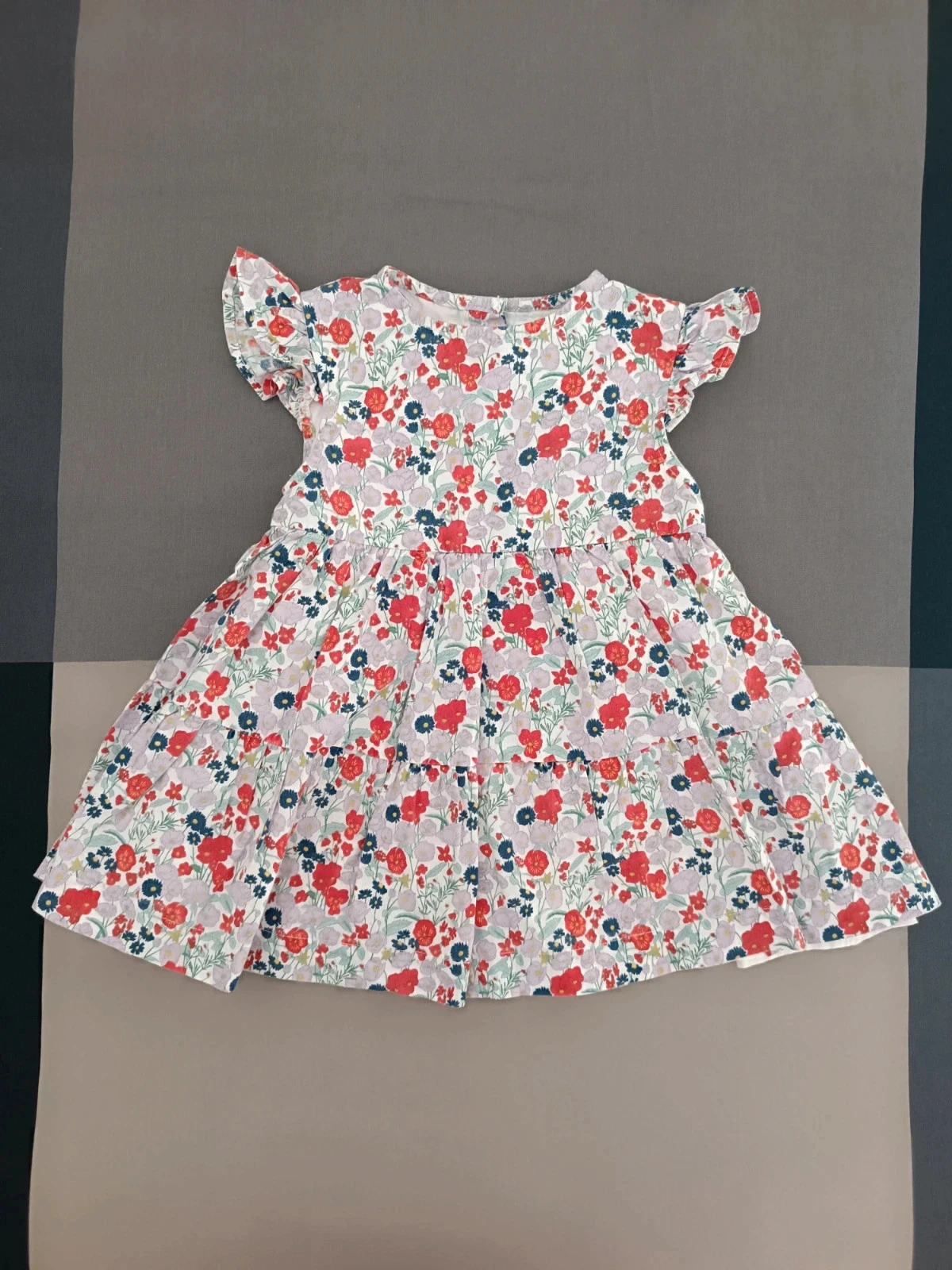 Vestido/vestito/robe/jurk com estampado floral azul, vermelho e lilás da Zippy 9-12 meses